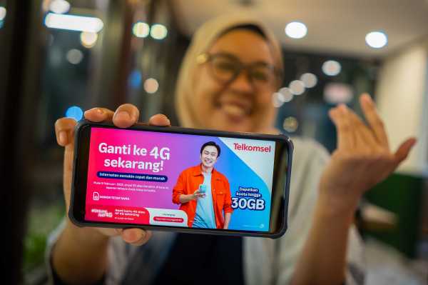 Telkomsel Lanjutkan Proses Migrasi 3G ke 4G di 300 Kota/Kabupaten Telkomsel Lanjutkan Proses Migrasi 3G ke 4G di 300 Kota/Kabupaten
