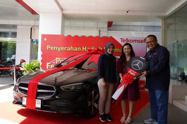 Dikira Telepon Promo, IRT Asal Semarang Kaget Dapat Mercy dari Telkomsel Dikira Telepon Promo, IRT Asal Semarang Kaget Dapat Mercy dari Telkomsel