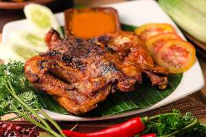 Berwisata di Lombok Tak Lengkap Tanpa Mencicipi 5 Kuliner Khas Ini dan Menginap di Airy Rooms