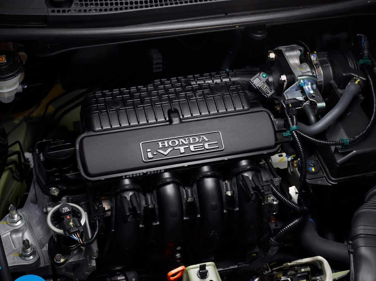 Komparasi Mesin Honda Jazz vs City Hatchback, Serupa Tapi Gak Sama Komparasi Mesin Honda Jazz vs City Hatchback, Serupa Tapi Gak Sama