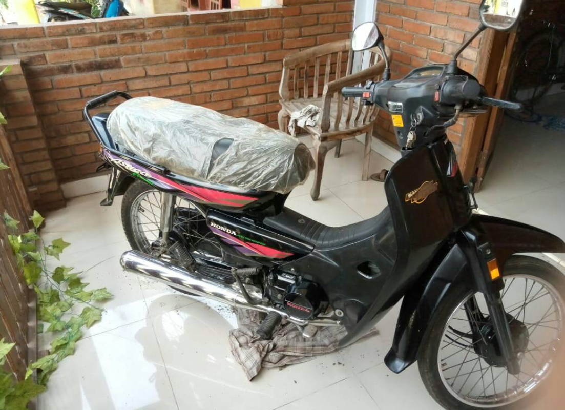 Dijual Rp100 Juta, Honda Astrea Grand 97 Ini Diklaim Perawan