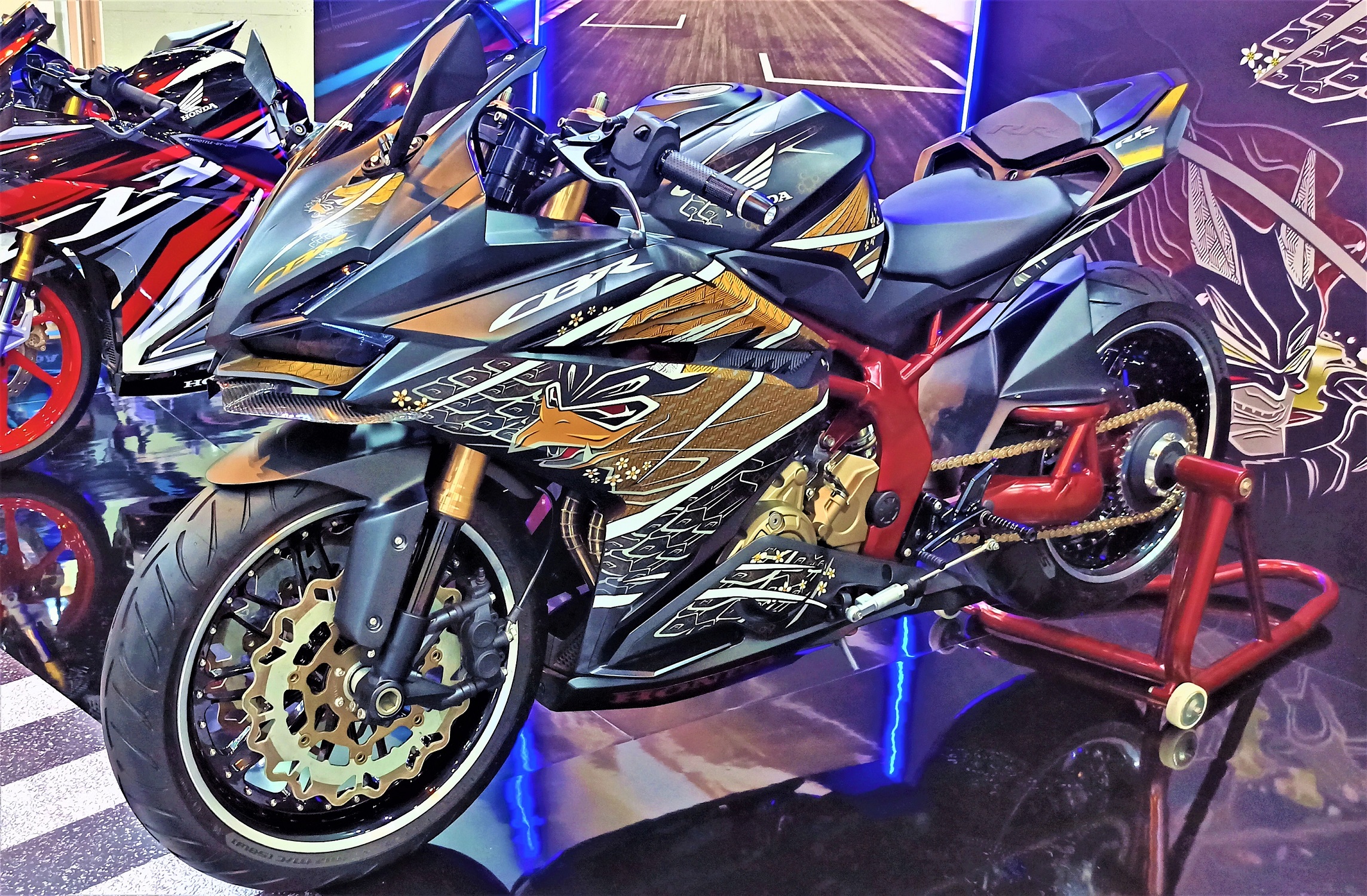 Makna Garuda X Samurai Pada  Honda CBR250RR SP Quick 