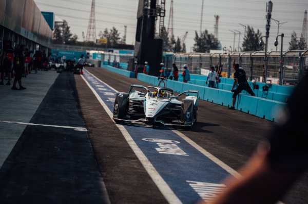 Tim Formula E Mercedes-EQ Debut di Jakarta E-Prix Tim Formula E Mercedes-EQ Debut di Jakarta E-Prix