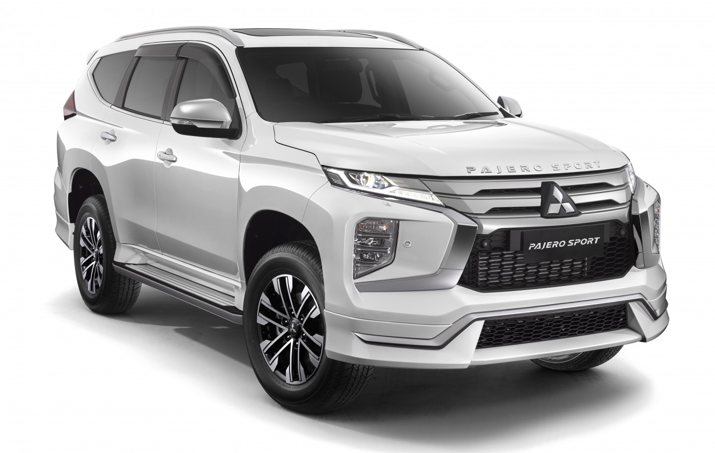 Obat Ganteng Original Pajero Sport, Mulai dari Rp2 Jutaan! Obat Ganteng Original Pajero Sport, Mulai dari Rp2 Jutaan!