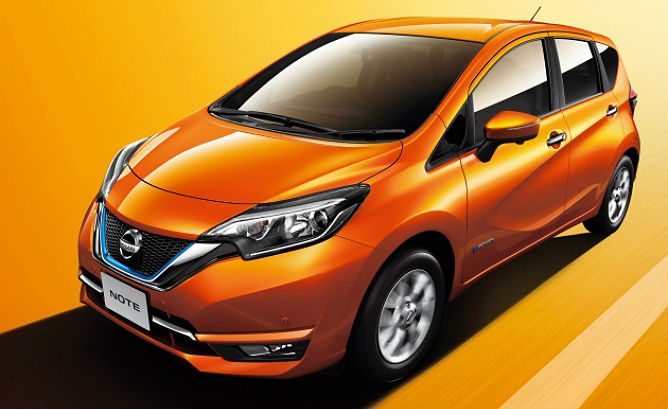 Nissan Note e-Power Laris Manis Nissan Note e-Power Laris Manis