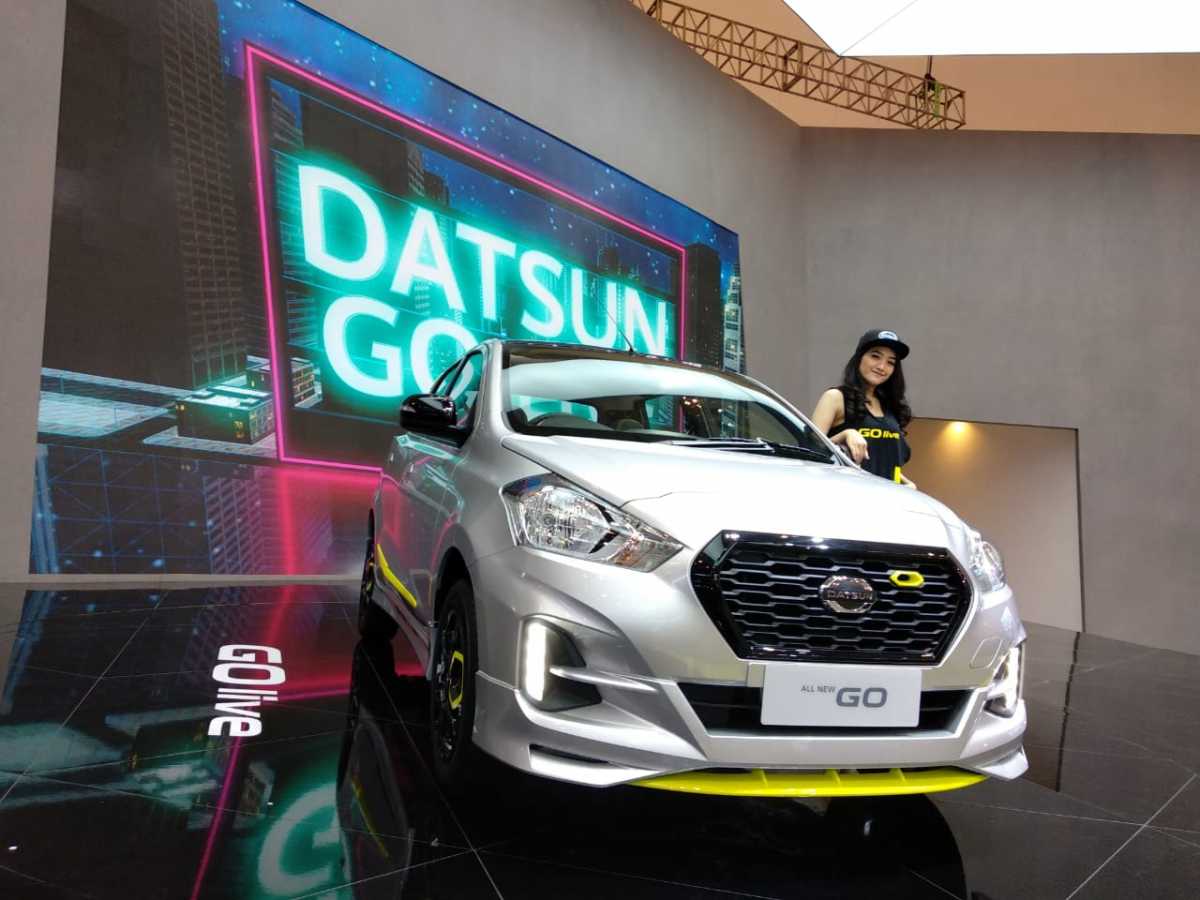 Orang Indonesia: Ada Mobil Mahal Ngeluh, Dikasih Mobil Murah Gengsi Orang Indonesia: Ada Mobil Mahal Ngeluh, Dikasih Mobil Murah Gengsi