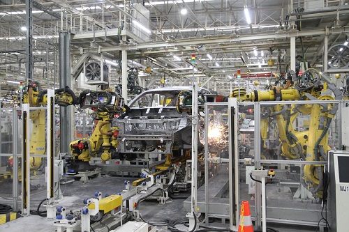 Kelangkaan Chip Masih Terus Ganggu Produksi Mobil Kelangkaan Chip Masih Terus Ganggu Produksi Mobil