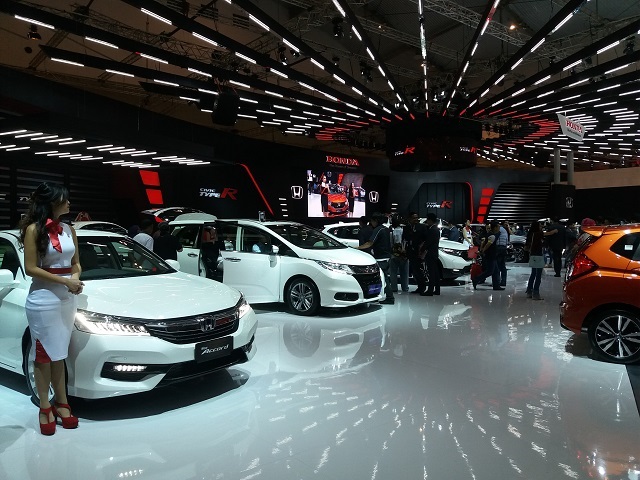 5 Perhatian Saat Beli Mobil Pertama Kali 5 Perhatian Saat Beli Mobil Pertama Kali
