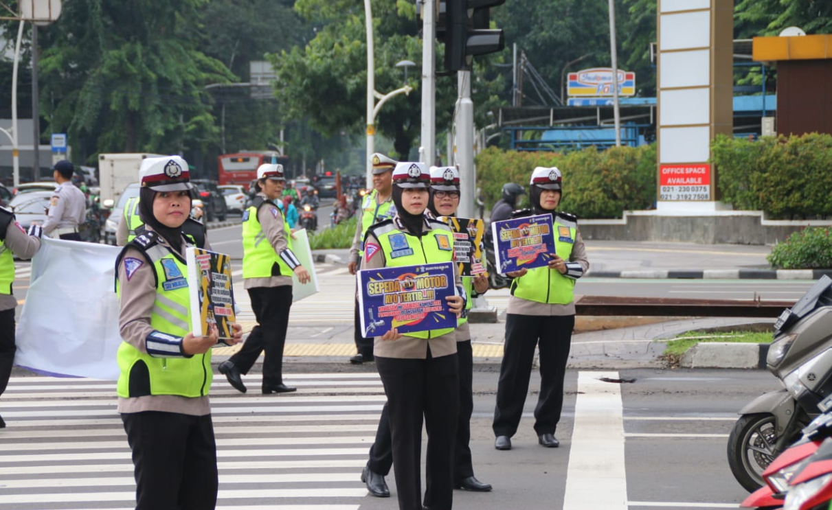 PSBB Resmi Diterapkan di Jakarta, Ini Transportasi yang Dibatasi dan Tidak PSBB Resmi Diterapkan di Jakarta, Ini Transportasi yang Dibatasi dan Tidak
