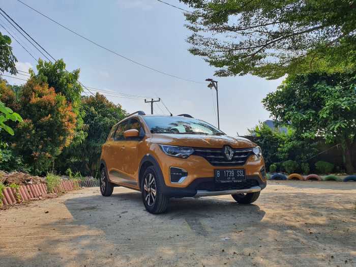 5 Fitur Renault Triber yang Gak Dipunya Toyota Calya 5 Fitur Renault Triber yang Gak Dipunya Toyota Calya