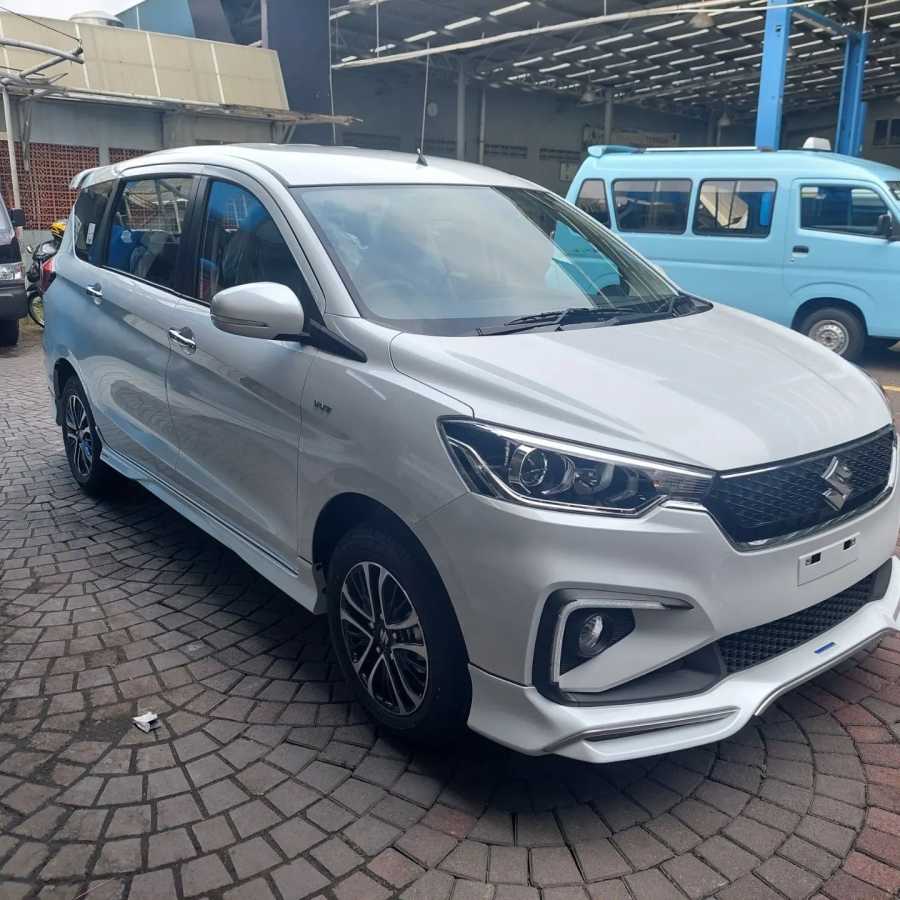 Suzuki Ertiga Hybrid Sudah Dijual, Kok Diskon Puluhan Juta?