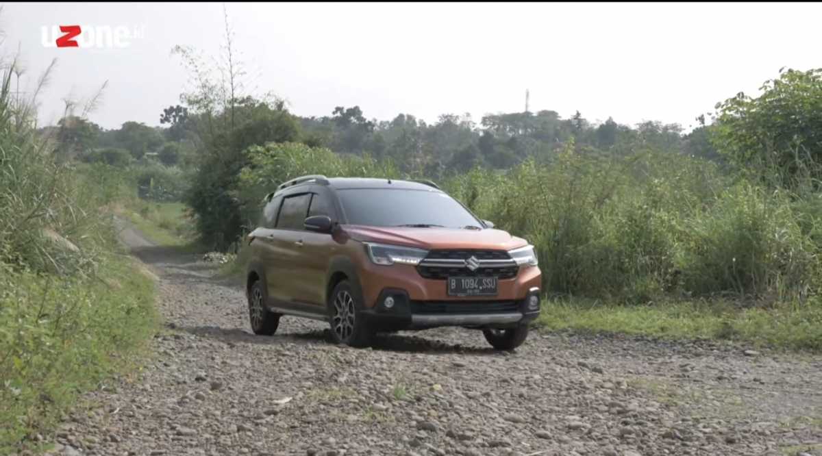 Tren Low SUV, Penjualan Suzuki XL7 Melesat 100 Persen Lebih! Tren Low SUV, Penjualan Suzuki XL7 Melesat 100 Persen Lebih!