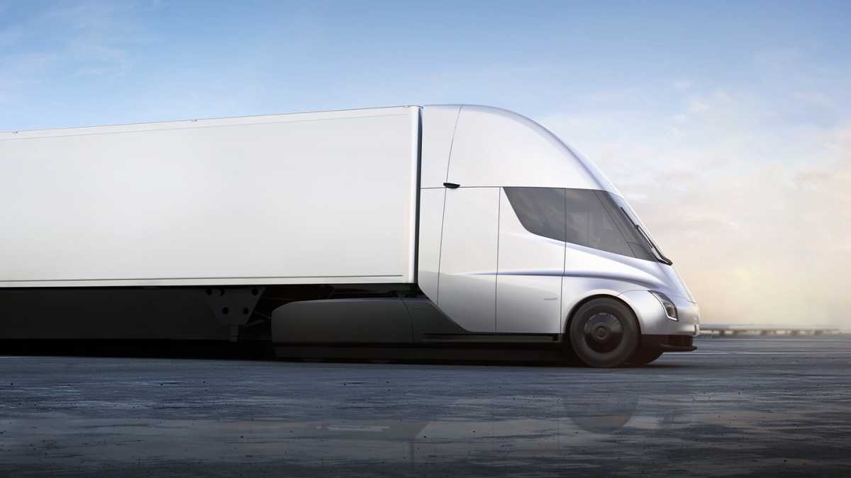 Tesla Semi, Truk Listrik Besutan Elon Musk Siap Diproduksi Tesla Semi, Truk Listrik Besutan Elon Musk Siap Diproduksi
