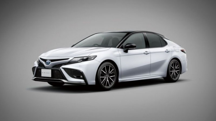 Toyota Camry Facelift, Makin Futuristis dan Pintar Toyota Camry Facelift, Makin Futuristis dan Pintar