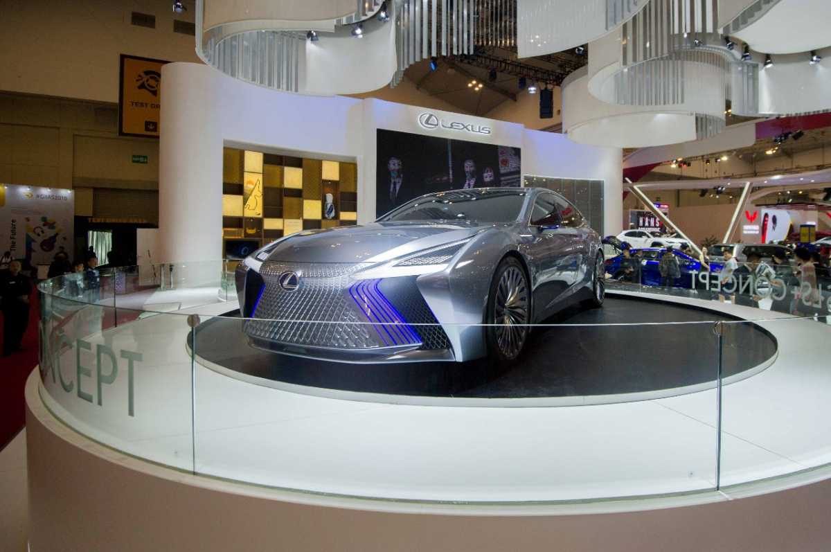GIIAS 2018: Lexus LS+ Concept, Kemewahan yang Gak Perlu Sopir GIIAS 2018: Lexus LS+ Concept, Kemewahan yang Gak Perlu Sopir