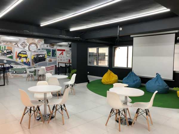 Auto2000 Glodok Plaza Dilengkapi Coworking Space Auto2000 Glodok Plaza Dilengkapi Coworking Space