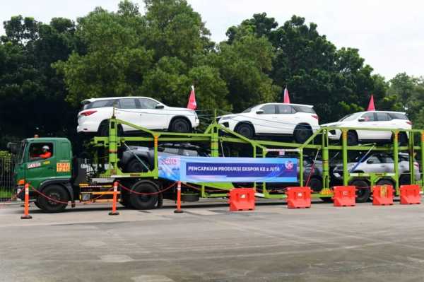 Fitur Canggih Toyota Fortuner yang Diekspor ke Australia Fitur Canggih Toyota Fortuner yang Diekspor ke Australia