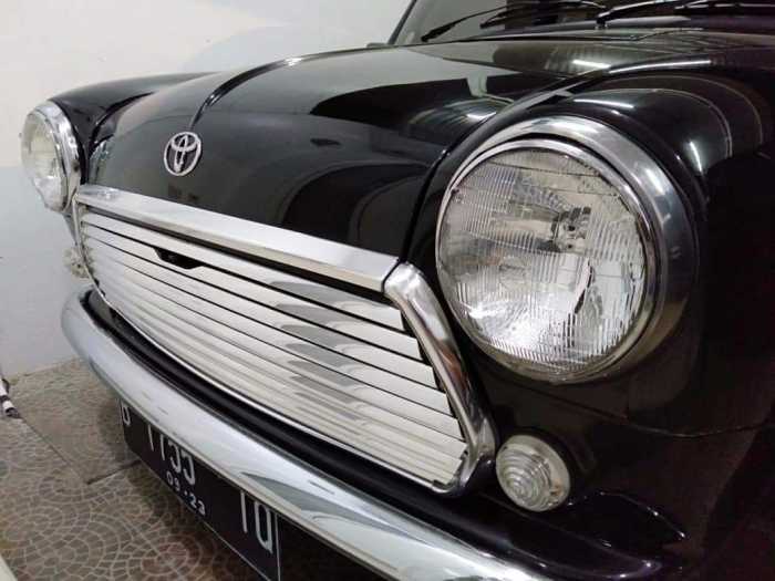 MINI Cooper Klasik Berlogo Toyota dan Bermesin Agya MINI Cooper Klasik Berlogo Toyota dan Bermesin Agya