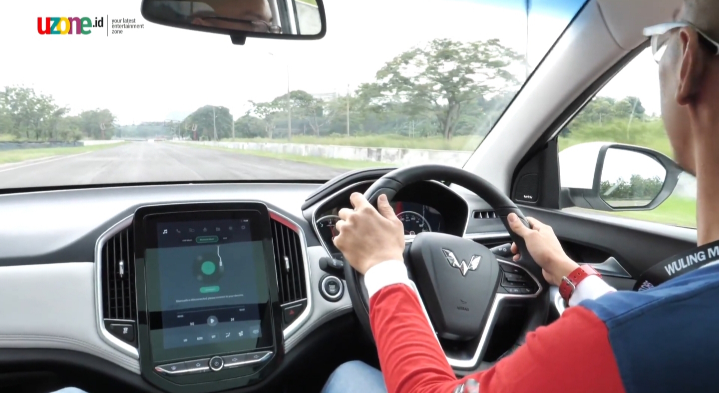Udah Tayang! Tonton Video Review dan Testdrive Lengkap Wuling Almaz di Sirkuit Sentul Udah Tayang! Tonton Video Review dan Testdrive Lengkap Wuling Almaz di Sirkuit Sentul