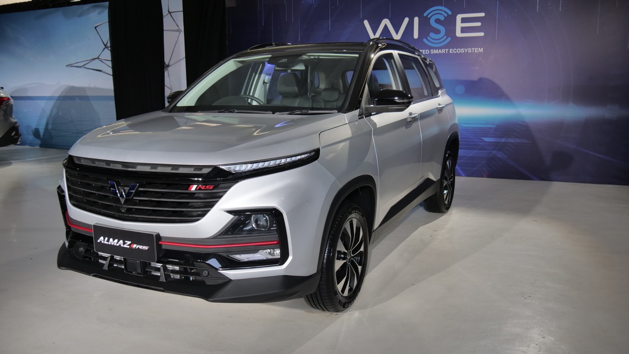 Membedah Internet of Vehicle dan ADAS Wuling Almaz RS Membedah Internet of Vehicle dan ADAS Wuling Almaz RS