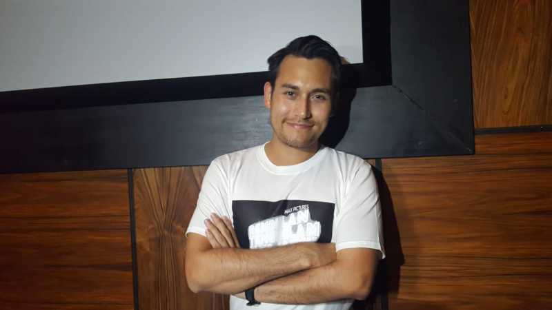 5 Fakta Arifin Putra Main Film Rembulan Tenggelam Di