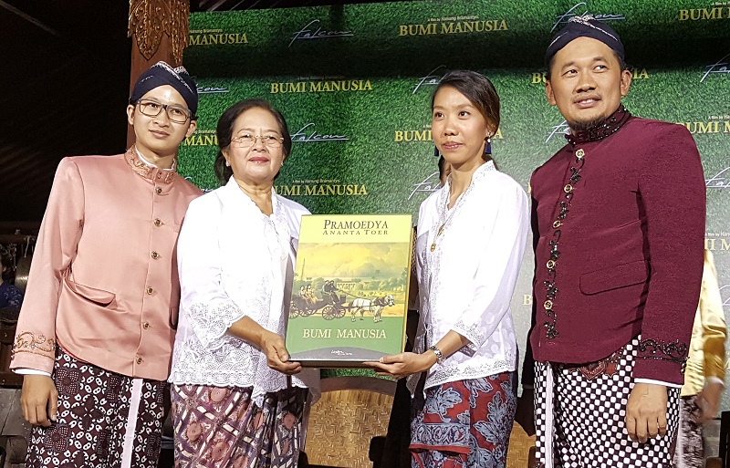 Kenapa Novel 'Bumi Manusia' Beberapa Kali Batal Difilmkan ...