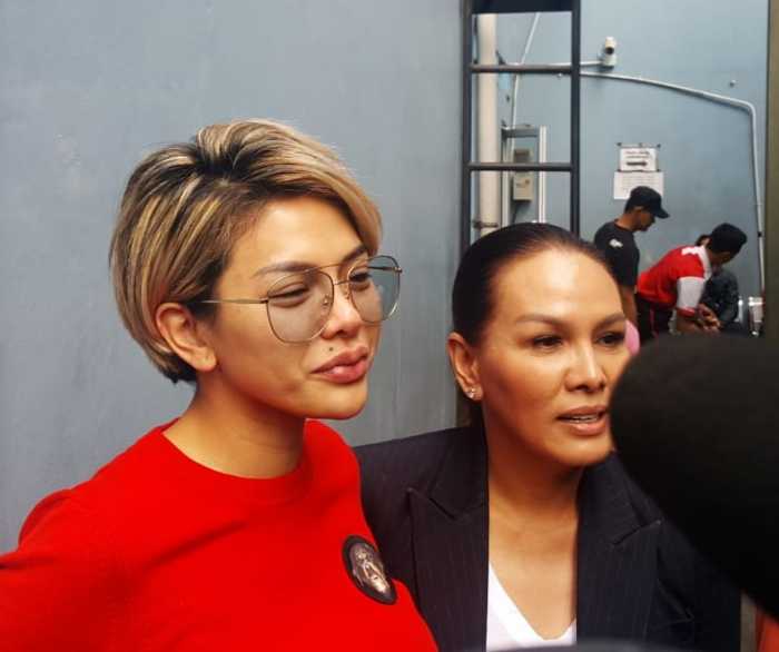 Mengungkap Sisi Lain Nikita Mirzani yang Terlihat 'Liar' Mengungkap Sisi Lain Nikita Mirzani yang Terlihat 'Liar'