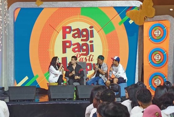 Bahas Aib Yama Carlos, 'Pagi-Pagi Pasti Happy' Kena Tegur KPI Bahas Aib Yama Carlos, 'Pagi-Pagi Pasti Happy' Kena Tegur KPI