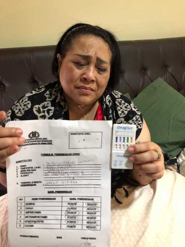 Daftar Pelawak yang Pernah Terjerat Narkoba Daftar Pelawak yang Pernah Terjerat Narkoba