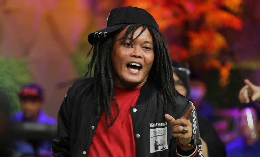 Instagram Sule Diserang Netizen Usai Pengakuan Kiky Saputri: Pelawak Baperan! Instagram Sule Diserang Netizen Usai Pengakuan Kiky Saputri: Pelawak Baperan!
