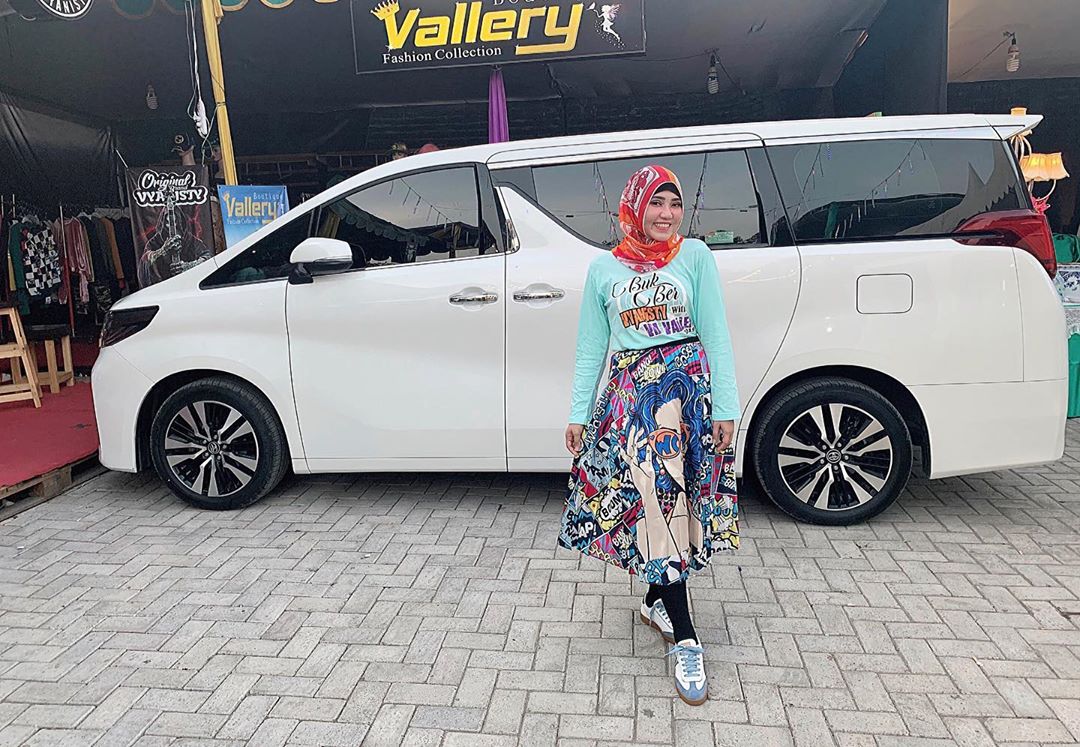 Alphard Milik Via Vallen Harga Barunya Rp1 Miliar, Ini Spek Mewahnya Alphard Milik Via Vallen Harga Barunya Rp1 Miliar, Ini Spek Mewahnya