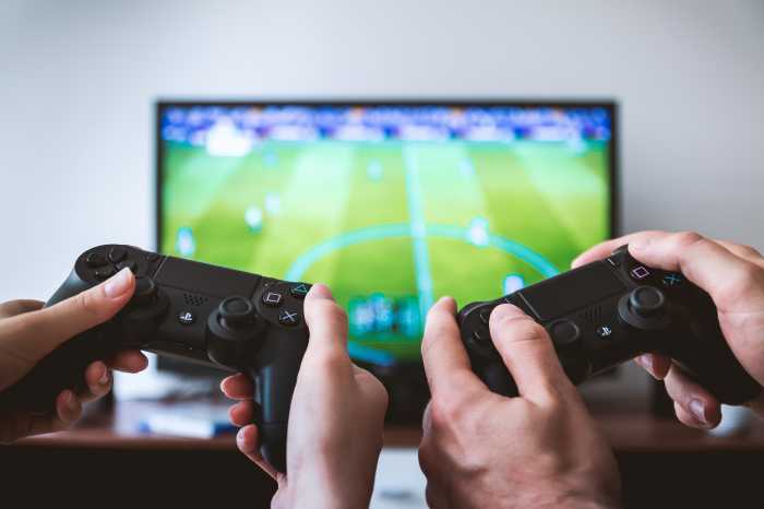 Ultah ke-10, PlayStation Plus Bagikan Game Istimewa Gratis Ultah ke-10, PlayStation Plus Bagikan Game Istimewa Gratis
