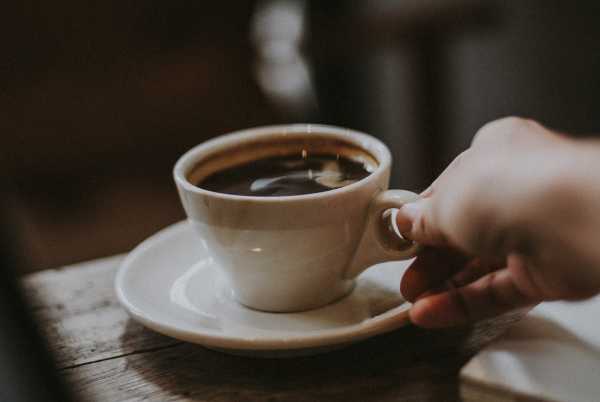 5 Tanda Kamu Kebanyakan Minum Kopi 5 Tanda Kamu Kebanyakan Minum Kopi