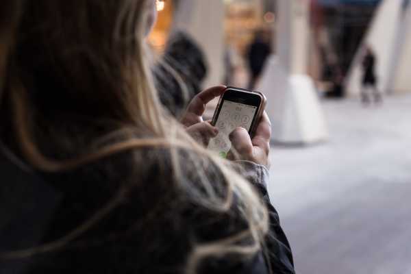 Sexting hingga Revenge Porn, Ini 8 Jenis Kekerasan Terhadap Perempuan via Online Sexting hingga Revenge Porn, Ini 8 Jenis Kekerasan Terhadap Perempuan via Online