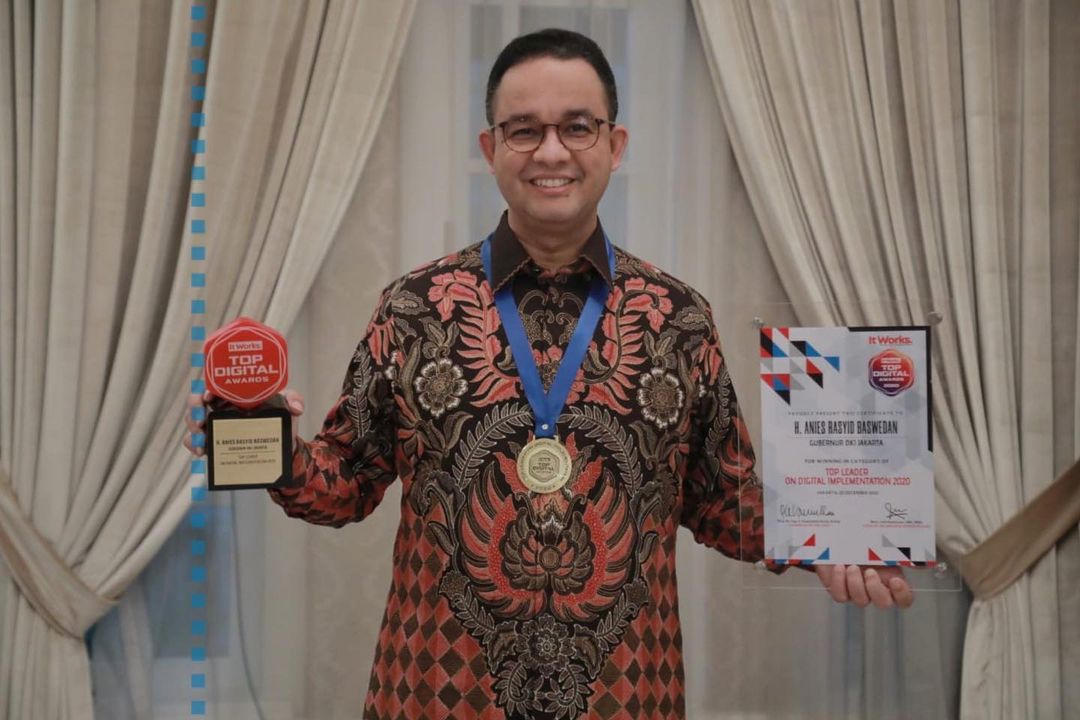 TUMI Sejajarkan Anies dengan Elon Musk Sebagai Pahlawan Transportasi TUMI Sejajarkan Anies dengan Elon Musk Sebagai Pahlawan Transportasi