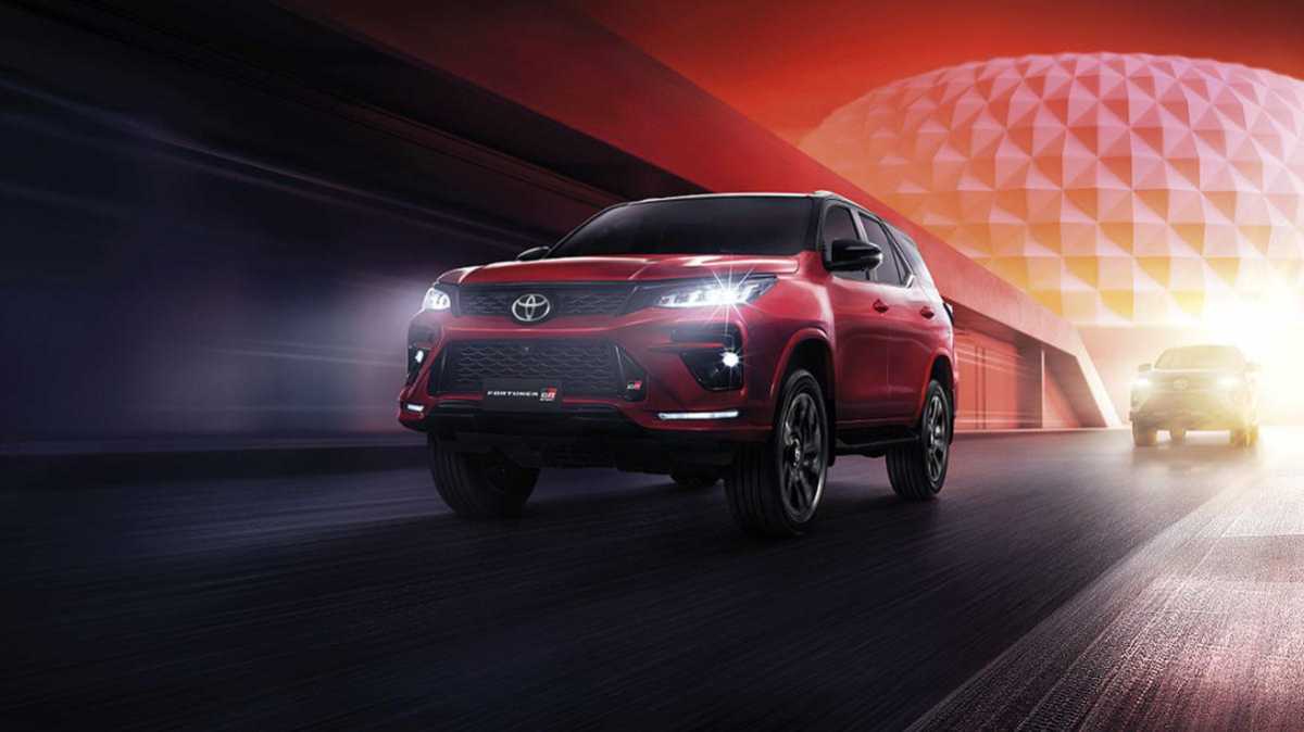 Toyota Luncurkan Fortuner GR Sport Bermesin 2.800cc Turbo Toyota Luncurkan Fortuner GR Sport Bermesin 2.800cc Turbo