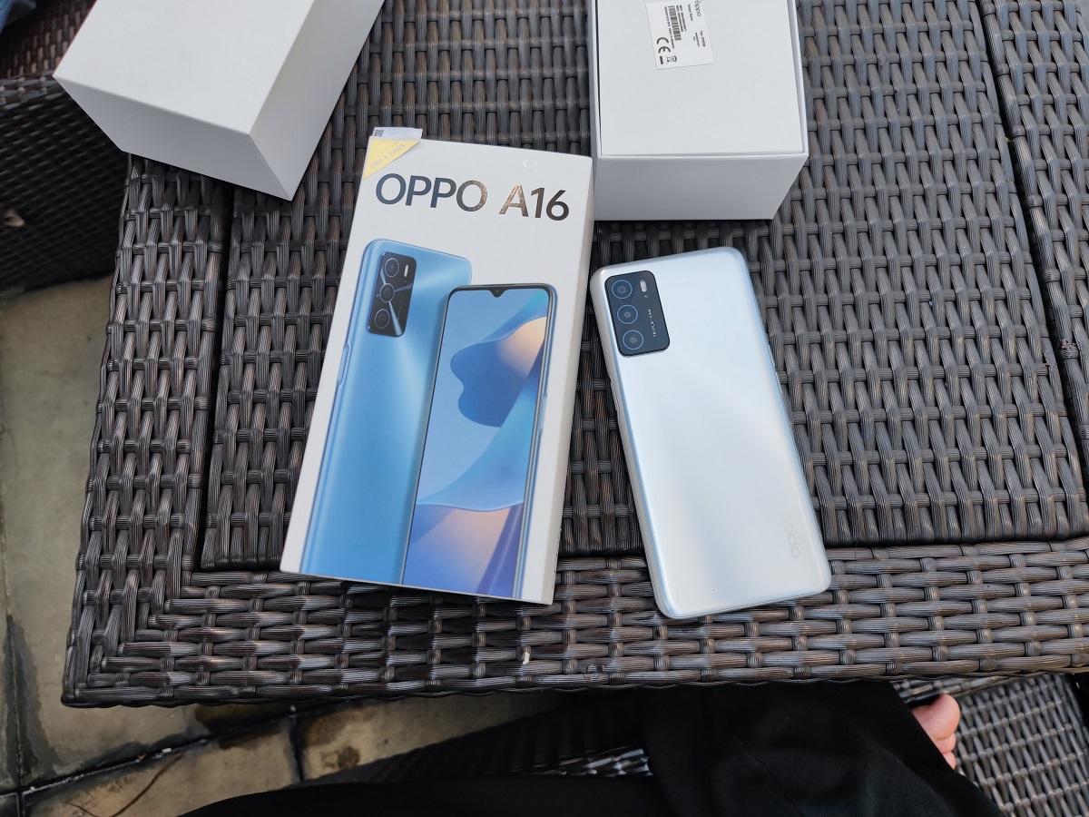 OPPO Siap Penuhi Ekspor 5 Juta Unit Ponsel Per Tahun OPPO Siap Penuhi Ekspor 5 Juta Unit Ponsel Per Tahun