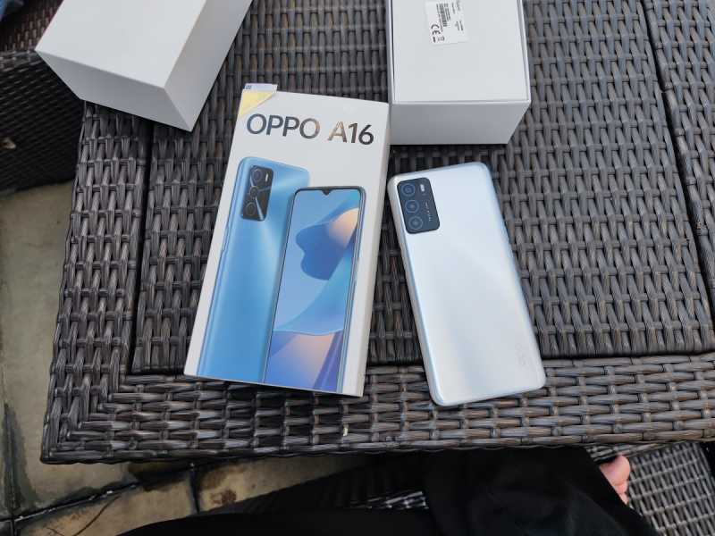 OPPO Siap Penuhi Ekspor 5 Juta Unit Ponsel Per Tahun OPPO Siap Penuhi Ekspor 5 Juta Unit Ponsel Per Tahun