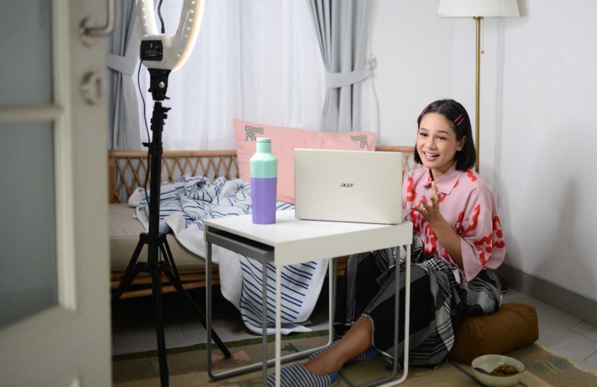 Acer Gandeng Andien, Produksi Film Pendek Pakai Laptop Swift Acer Gandeng Andien, Produksi Film Pendek Pakai Laptop Swift