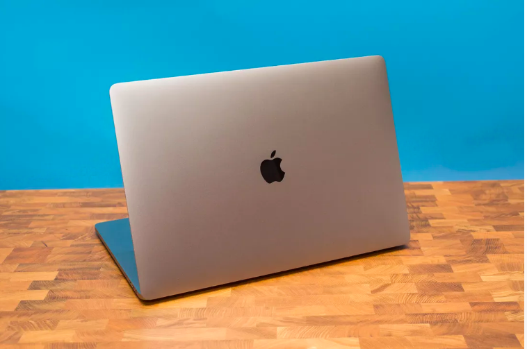 Layar MacBook Ringkih, Bisa Rusak karena Penutup Webcam Layar MacBook Ringkih, Bisa Rusak karena Penutup Webcam