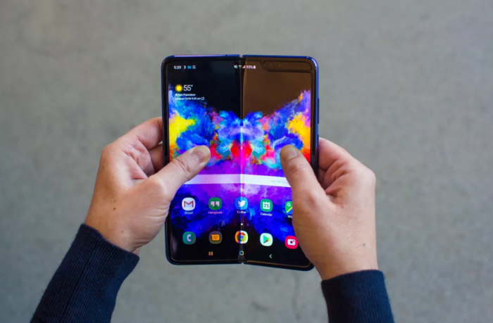 Ada Versi Murah dari Ponsel Lipat Galaxy Fold, Harganya Rp 12 Juta? Ada Versi Murah dari Ponsel Lipat Galaxy Fold, Harganya Rp 12 Juta?