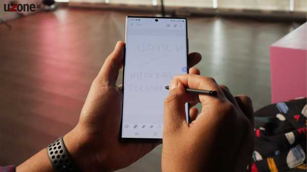 Plus Minus Pakai Samsung Galaxy S22 Ultra 5G buat Ponsel Harian Plus Minus Pakai Samsung Galaxy S22 Ultra 5G buat Ponsel Harian