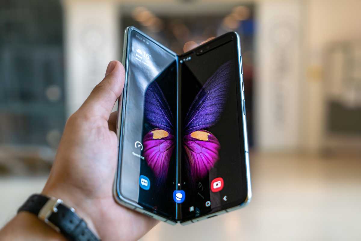 Spesifikasi Kamera Galaxy Z Fold 3 Terungkap Spesifikasi Kamera Galaxy Z Fold 3 Terungkap