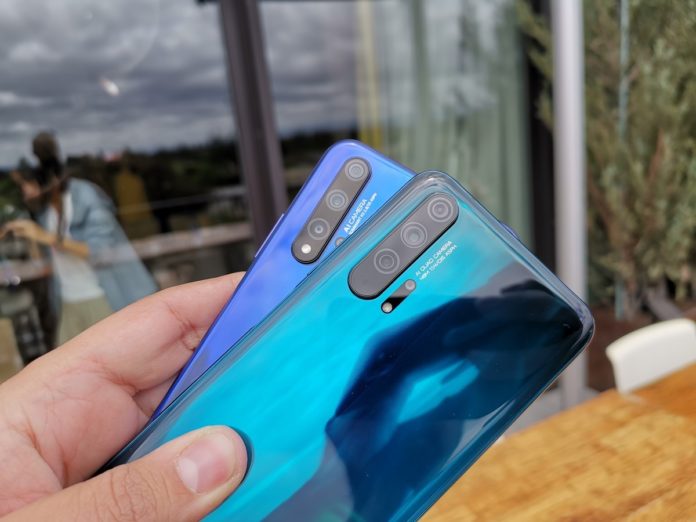 Casing dan Smartphone Harus Dibersikan, Ini Caranya Casing dan Smartphone Harus Dibersikan, Ini Caranya