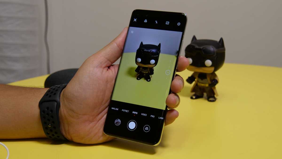 Rekomendasi 6 Smartphone Kelas Menengah hingga Flagship Juni 2020 Rekomendasi 6 Smartphone Kelas Menengah hingga Flagship Juni 2020