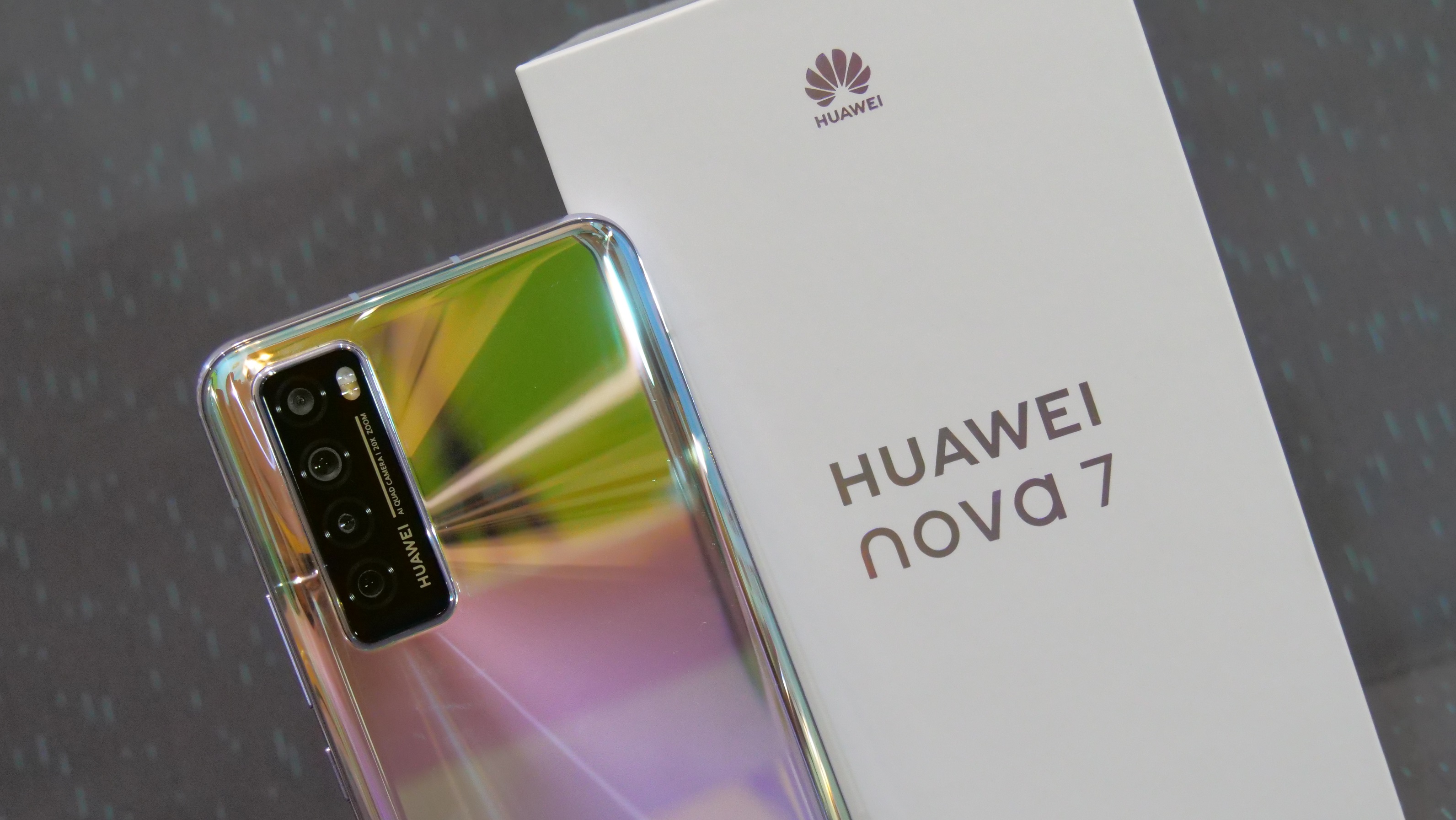Penjualan Huawei Kalahkan Samsung di Kuartal Kedua 2020 Penjualan Huawei Kalahkan Samsung di Kuartal Kedua 2020