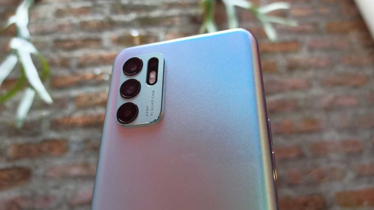 Review OPPO Reno6: Hasilkan Gambar Mirip Film Hollywood Review OPPO Reno6: Hasilkan Gambar Mirip Film Hollywood