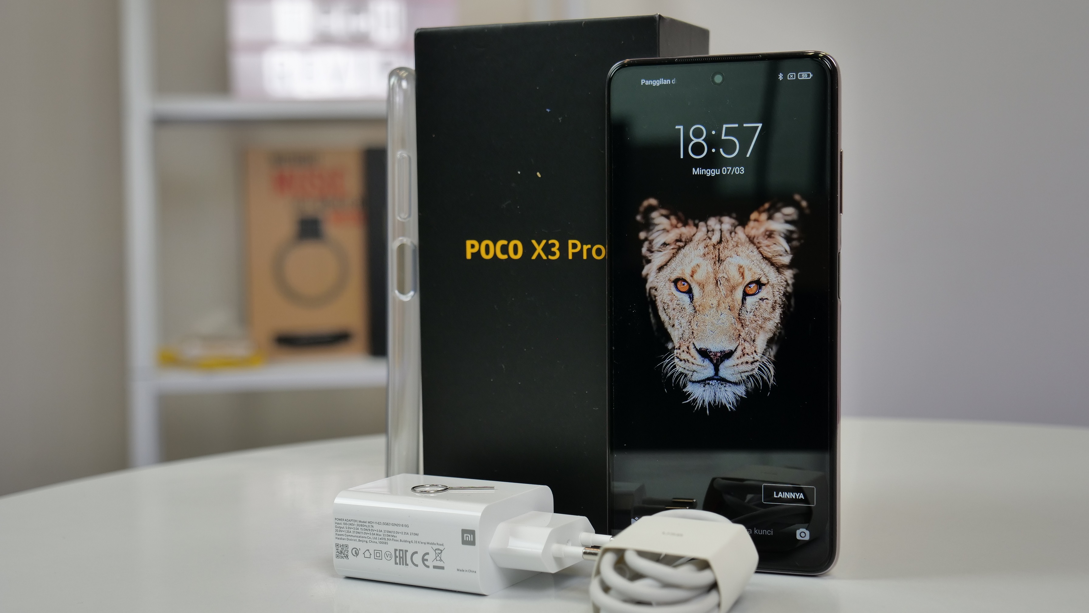 Poco x3 pro аккаунт. Poco x3 Pro Black. Poco x 3 Pro за 100000. Poco x3 Pro взорвался. Эстетика poco x3 Pro.