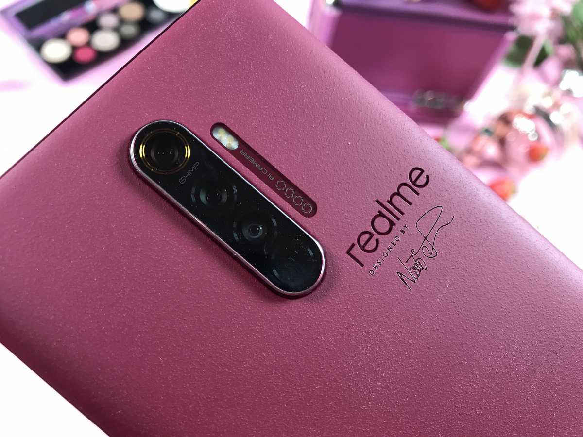 Realme X3 SuperZoom 60X Bakal Rilis di Indonesia? Realme X3 SuperZoom 60X Bakal Rilis di Indonesia?