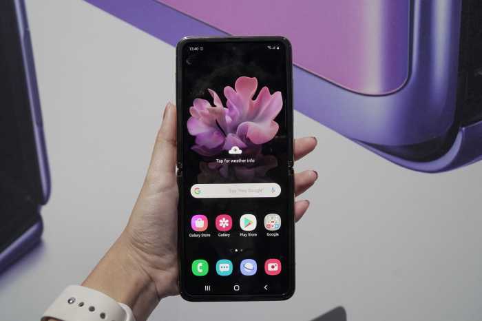 Aturan IMEI Disahkan, Kominfo Wajibkan E-commerce Beri Jaminan Ponsel Aturan IMEI Disahkan, Kominfo Wajibkan E-commerce Beri Jaminan Ponsel